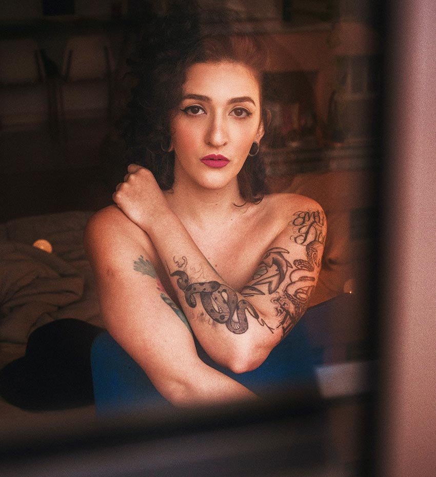 Woman with two Tattooed Arms Woman with two Tattooed Arms